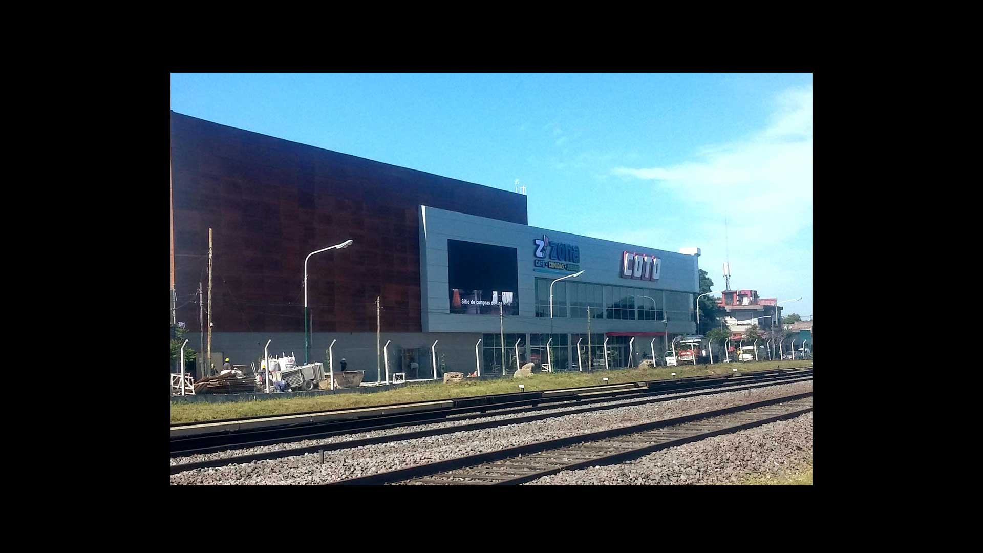 Centro Comercial Coto merlo