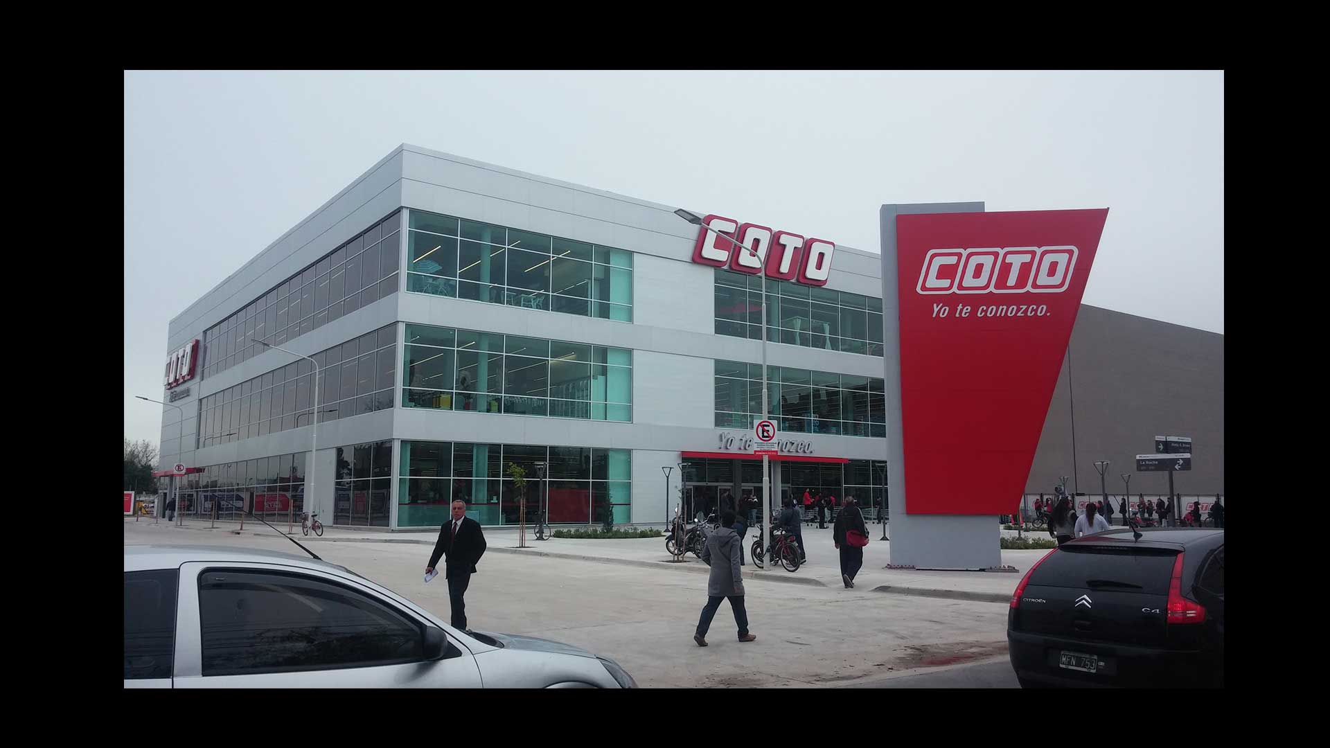 Centro Comercial Coto moron