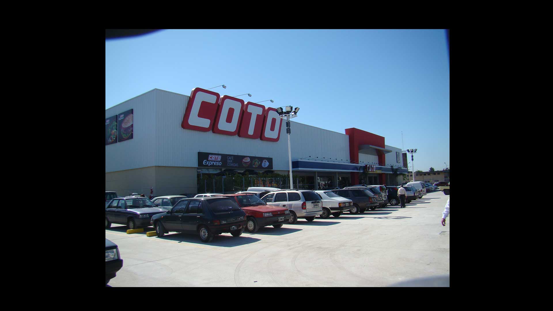 Centro Comercial Coto Munro