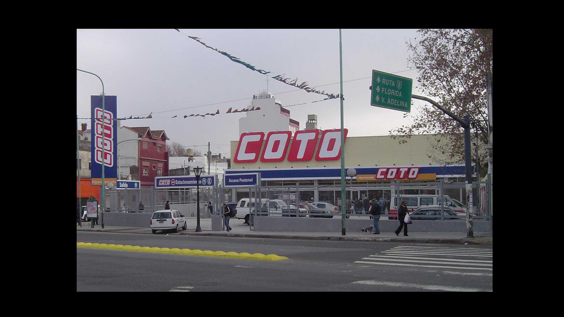 Centro comercial coto saavedra