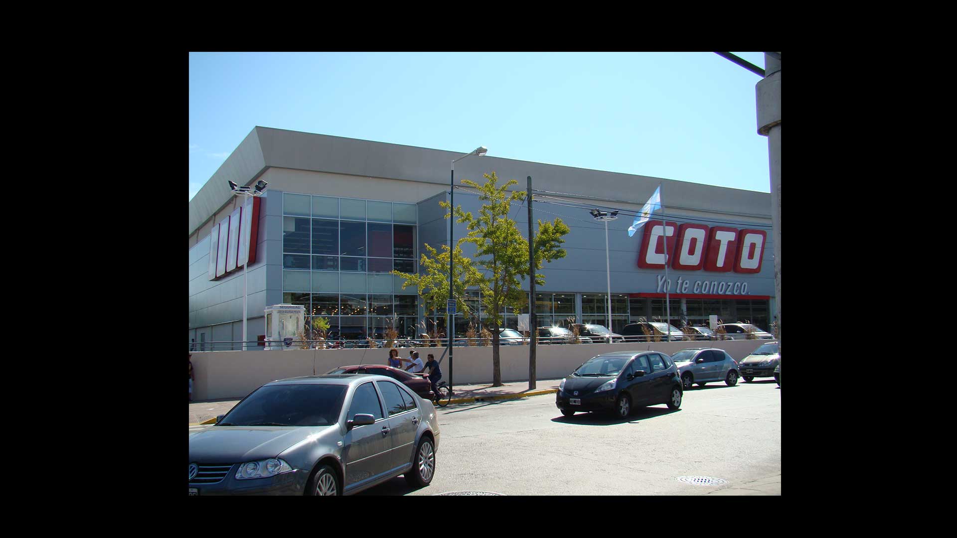 Supermercado Coto San Fernando