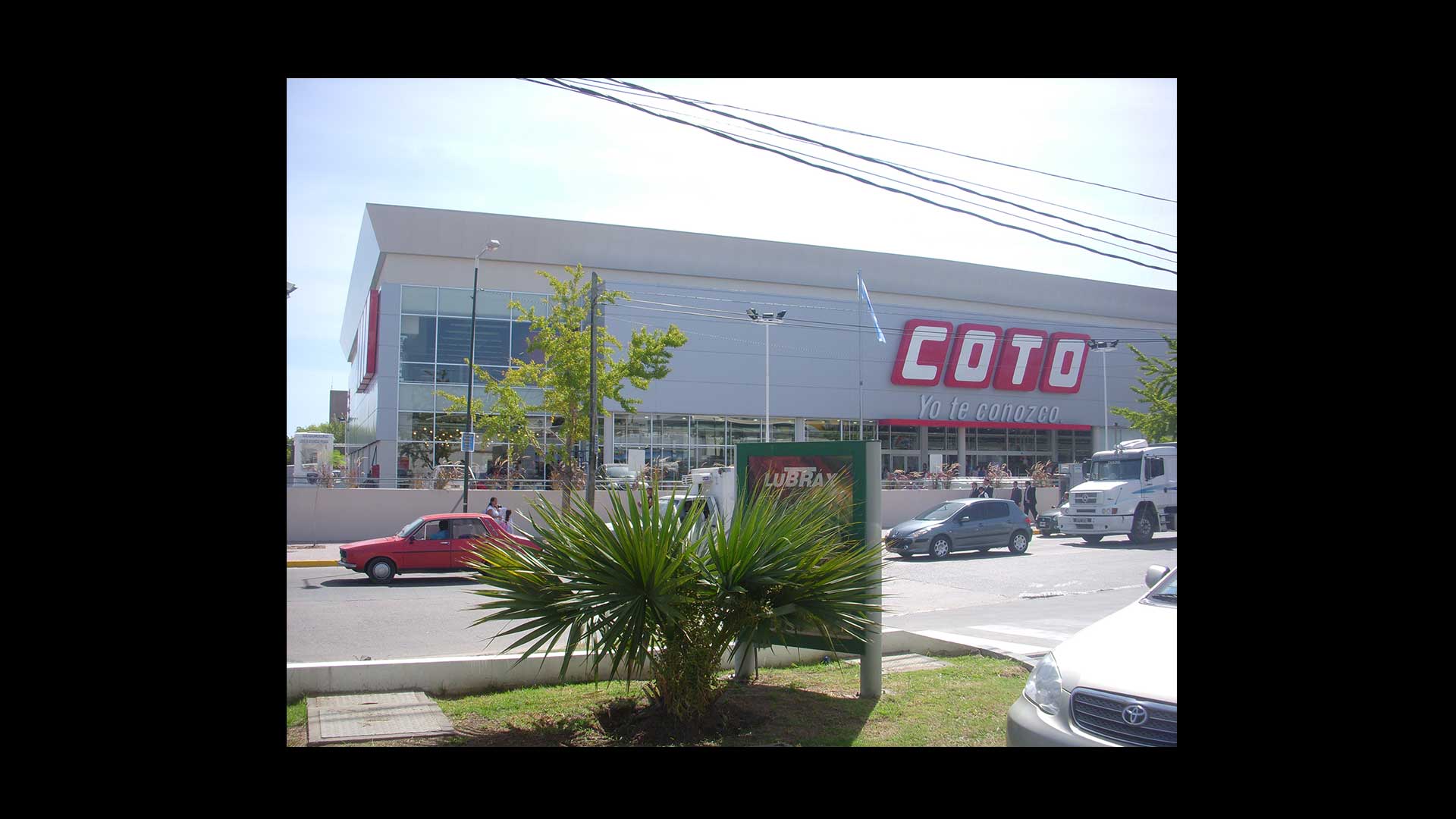 Supermercado Coto San Fernando